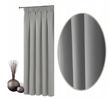 Pusiau tamsinanti naktinė užuolaida 140x250cm.